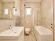 Prodaja, trosoban stan, 108m², Kotor, Crna Gora - image 8