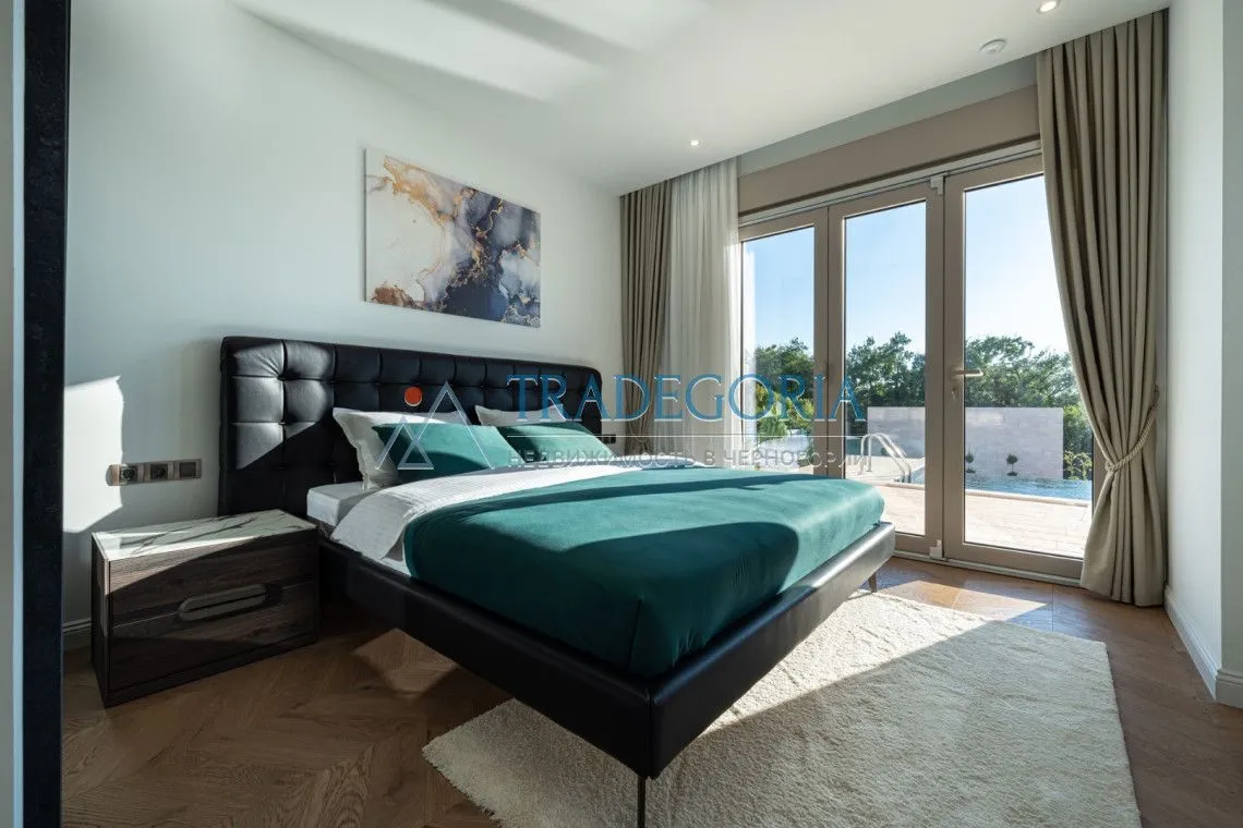 Prodaja, kuća, 290m², Krimovica, Kotor