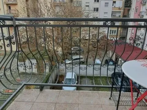 Izdavanje, trosoban stan, 70m², Nova Detelinara, Novi Sad Sve Podlokacije - image 13
