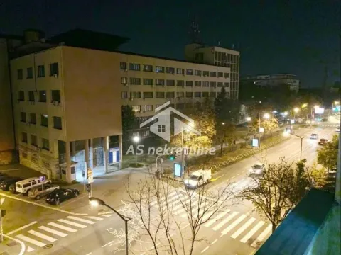 Izdavanje, dvosoban stan, 60m², Palilula Sve Podlokacije, Beograd - image 21