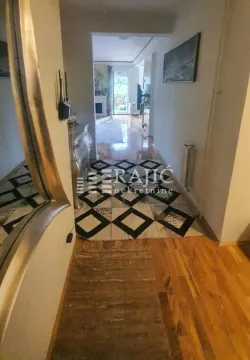 Rent, four bedroom apartment, 150m², Južni Bulevar, Vračar Sve Podlokacije - image 14