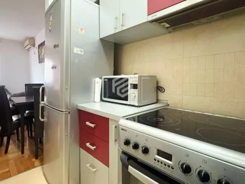 Izdavanje, dvosoban stan, 55m², Stari Aerodrom, Podgorica - image 6