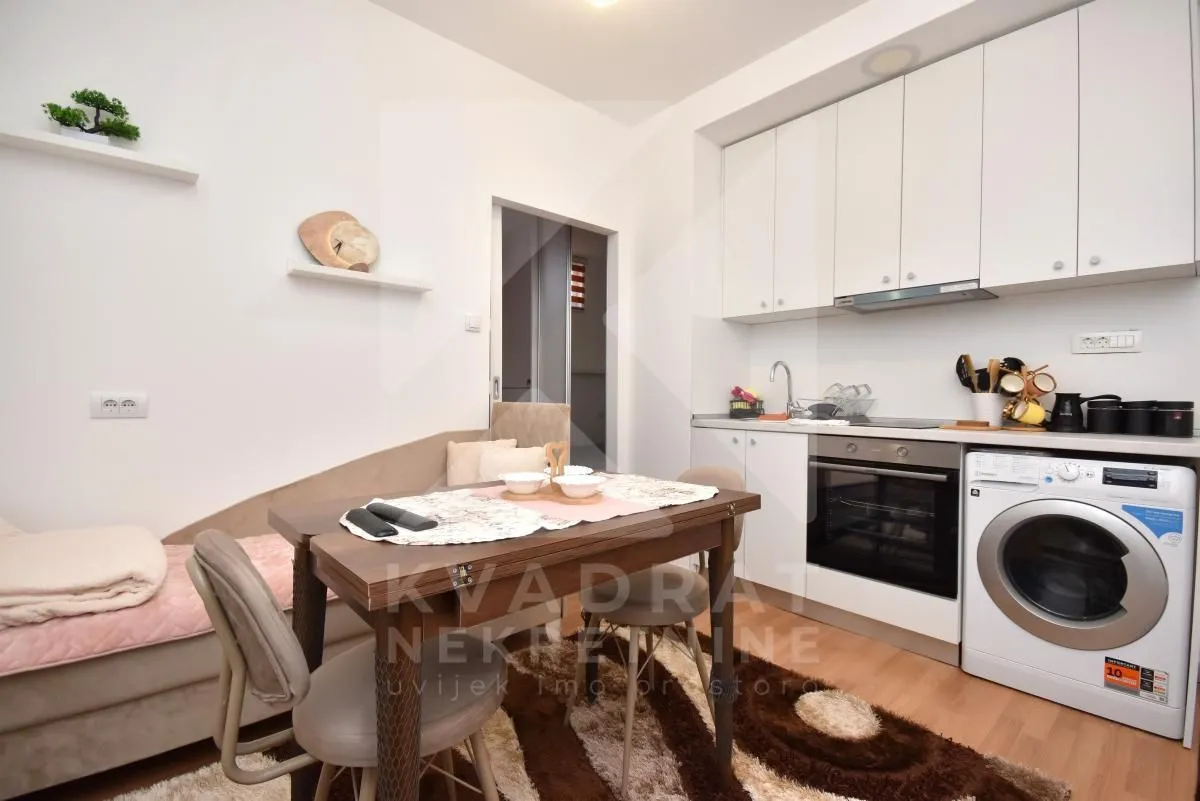 Izdavanje, jednosoban stan, 24m², Blok 9, Podgorica