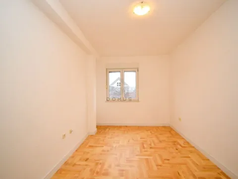 Izdavanje, dvosoban stan, 120m², Stari Aerodrom, Podgorica - image 5