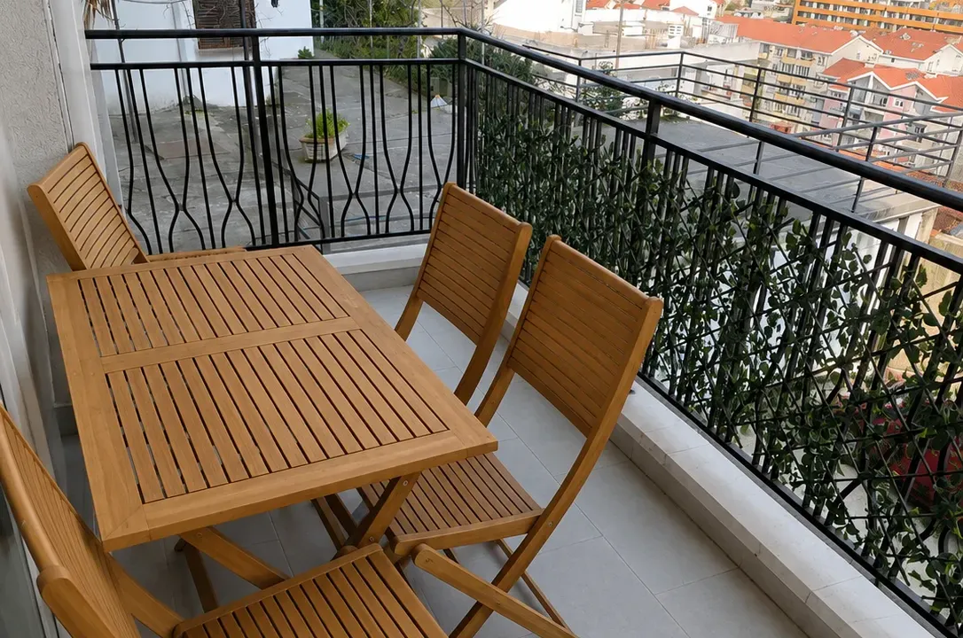 Rent, one bedroom apartment, 62m², Babin Do, Budva