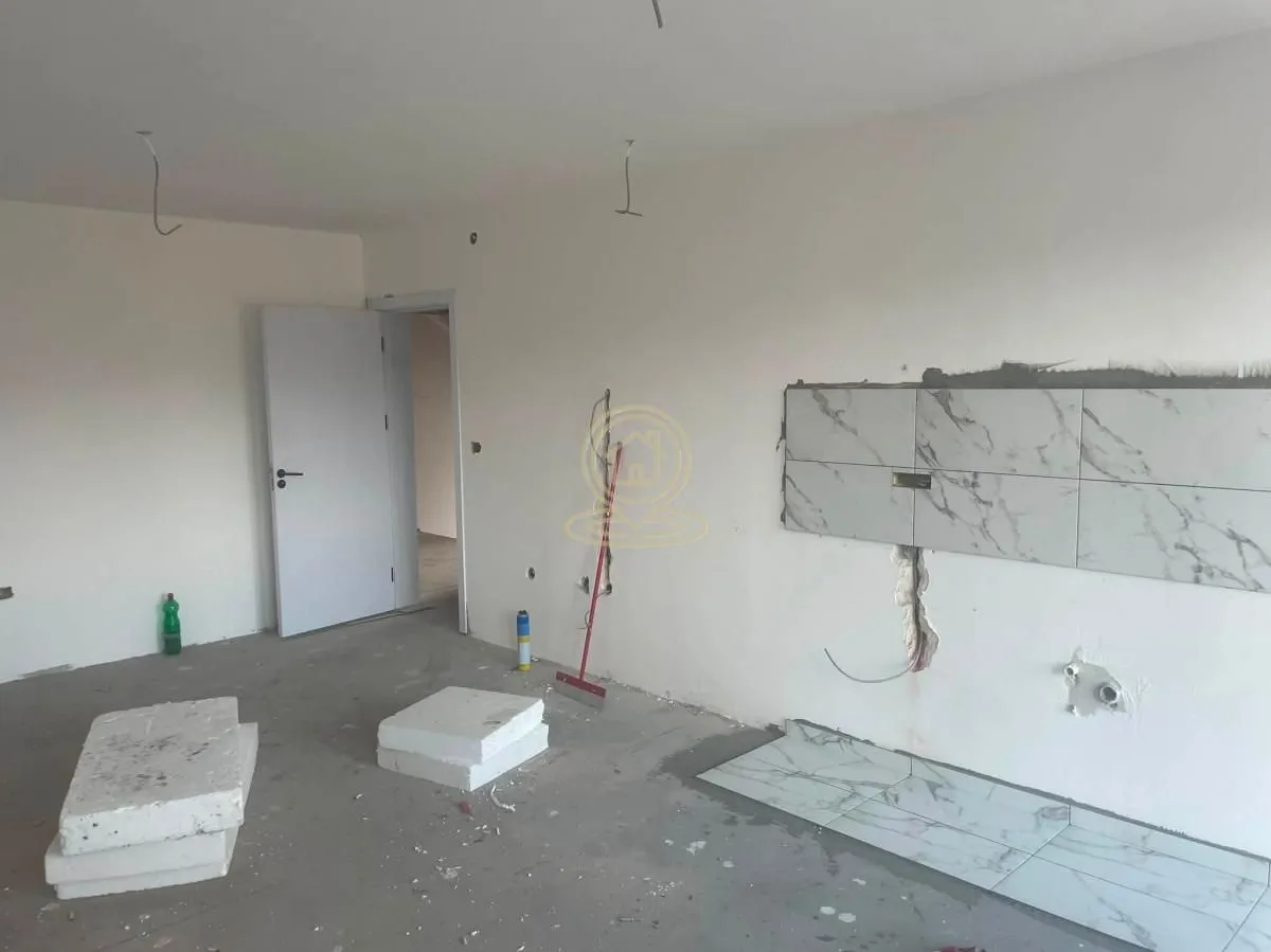 Prodaja, dvosoban stan, 65m², Pantelej, Niš