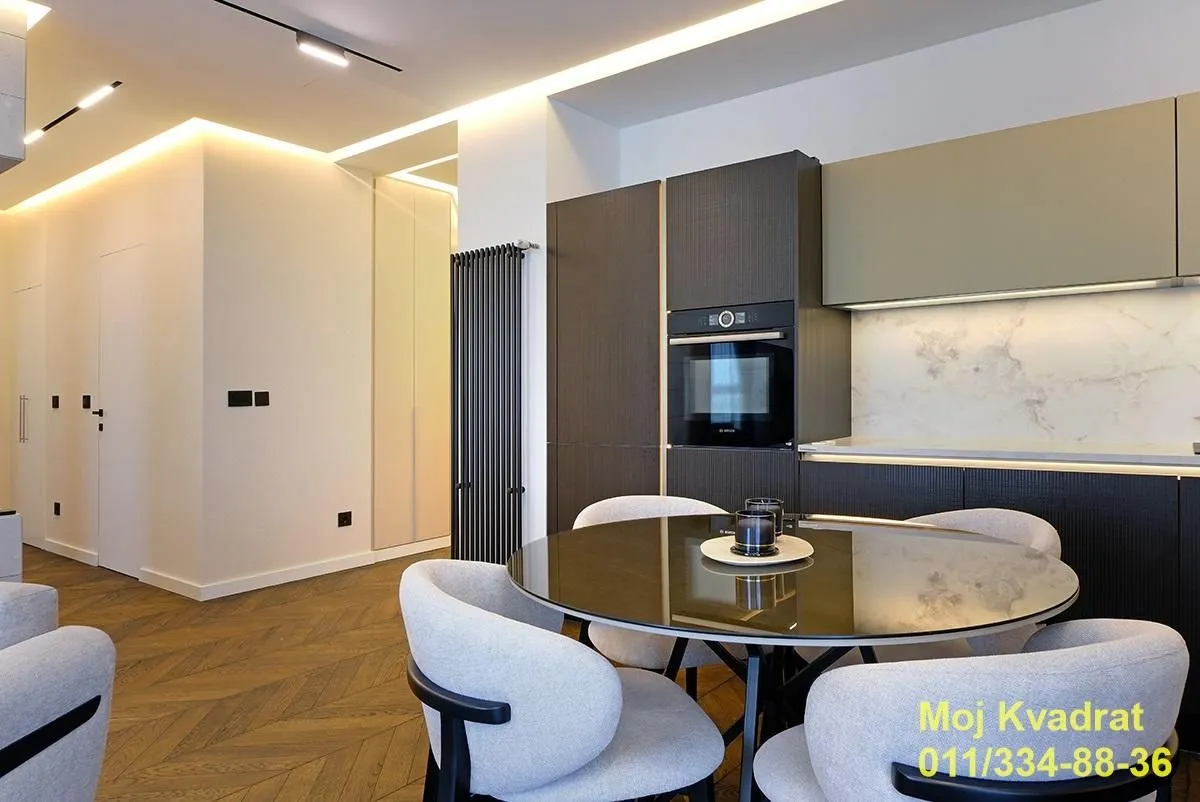 Prodaja, trosoban stan, 82m², Savski Venac, Beograd