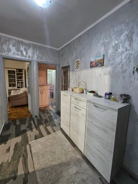 Rent, three bedroom apartment, 100m², Pejton, Podgorica - image 13