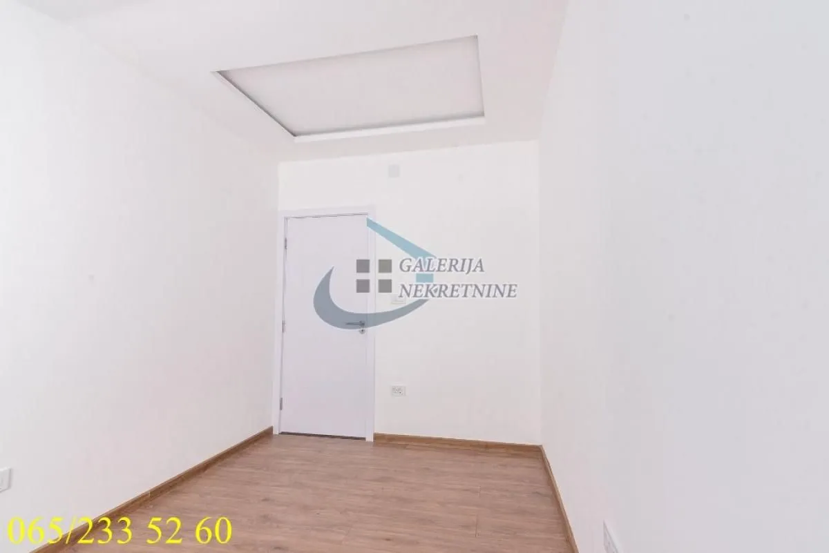 Sale, three bedroom apartment, 68m², Hala Pionir, Palilula Sve Podlokacije