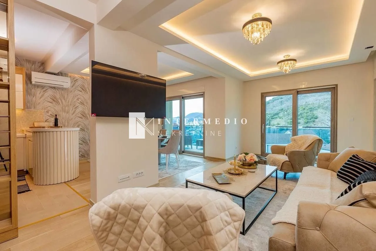 Prodaja, dvosoban stan, 96m², Pržno, Budva