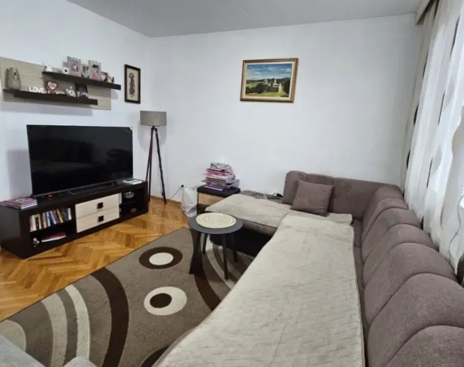 Prodaja, dvosoban stan, 57m², Autobuska stanica, Podgorica