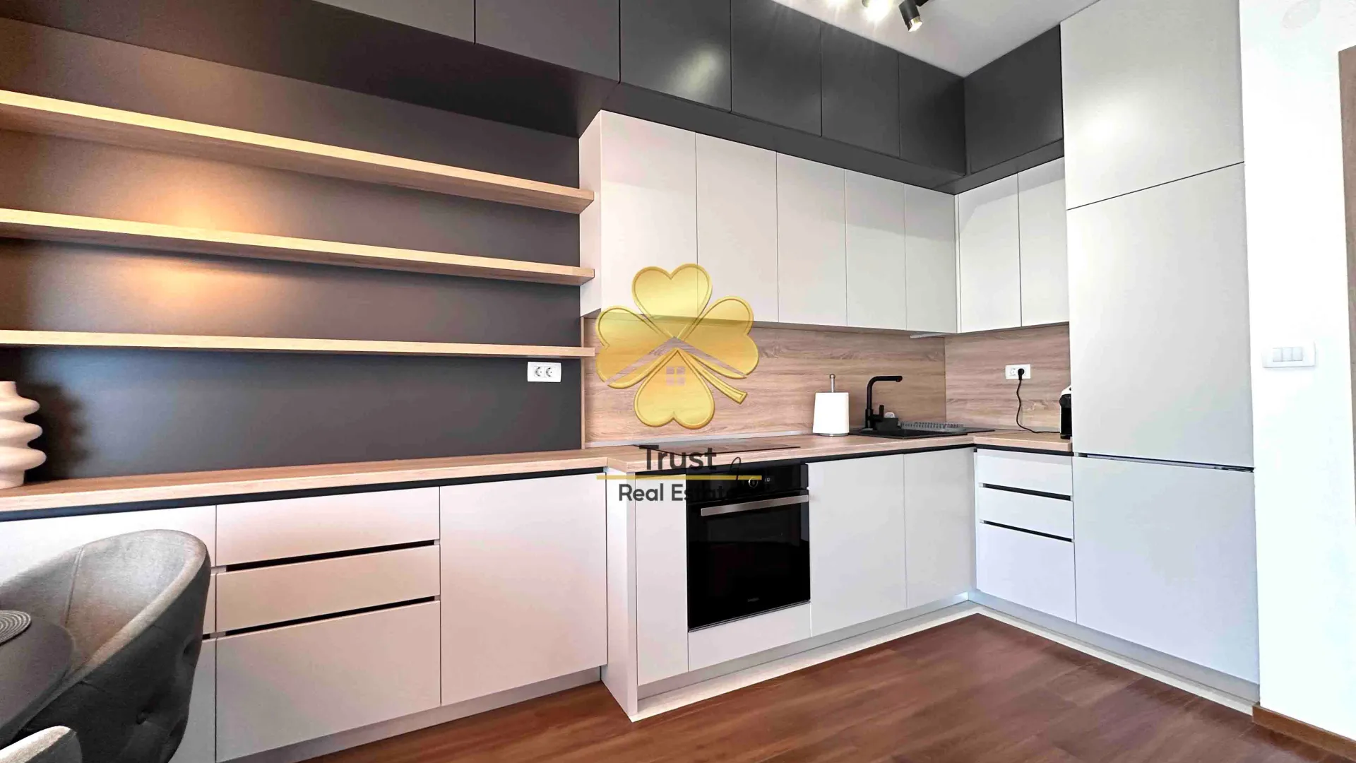 Rent, two bedroom apartment, 80m², Master Kvart, Podgorica