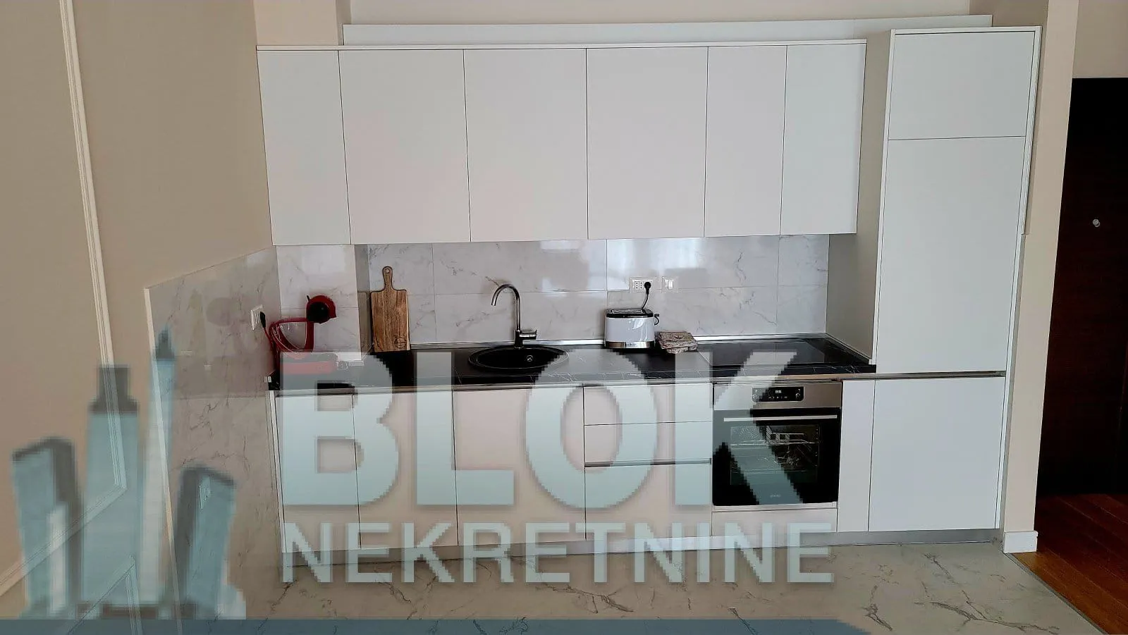 Izdavanje, jednosoban stan, 58m², Podgorica, Crna Gora