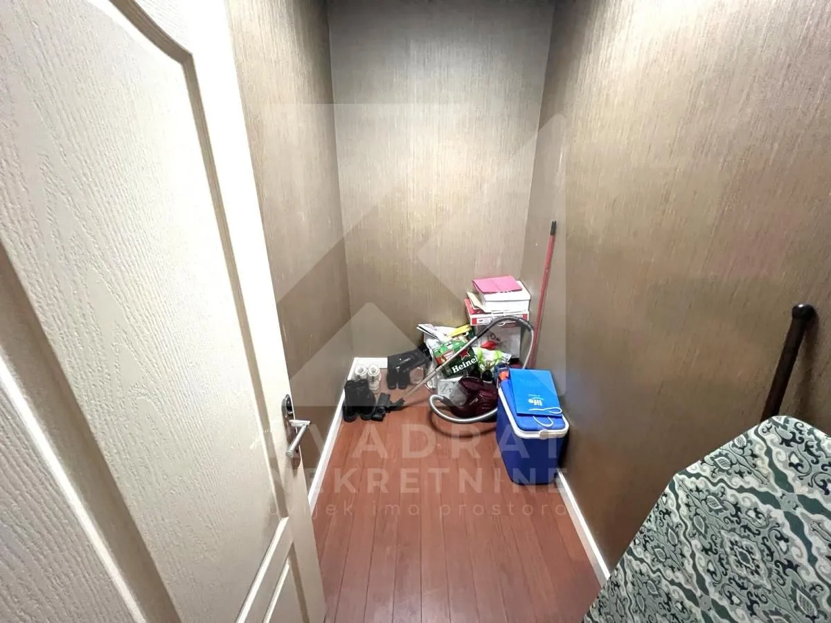 Izdavanje, jednosoban stan, 50m², Centar, Podgorica