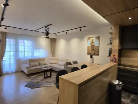 Sale, apartment, 99m², Grbavica, Novi Sad Sve Podlokacije