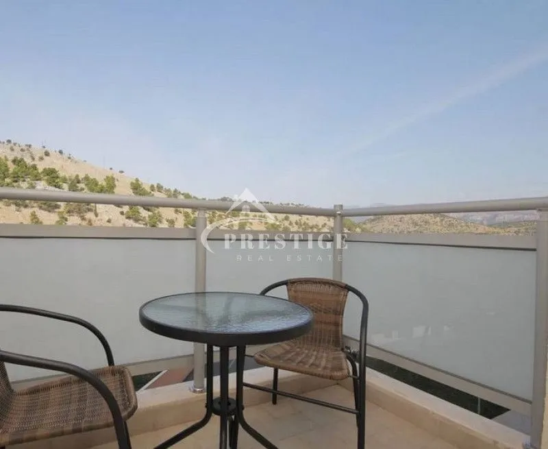 Rent, one bedroom apartment, 45m², City Kej, Podgorica