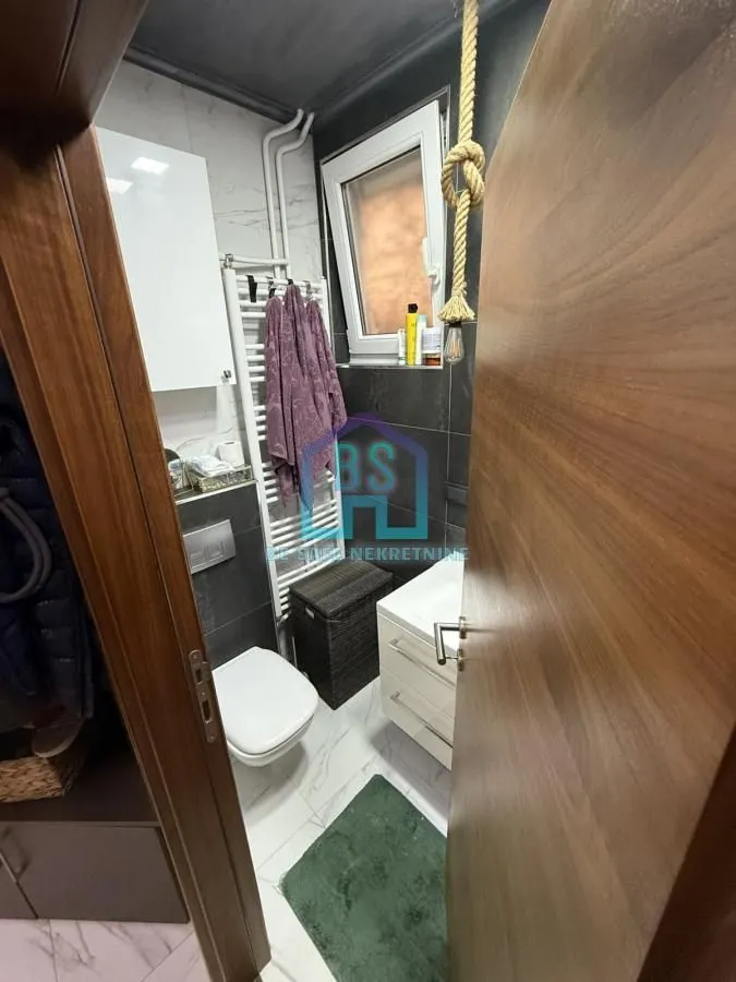 Prodaja, dvosoban stan, 42m², Kej, Novi Sad Sve Podlokacije