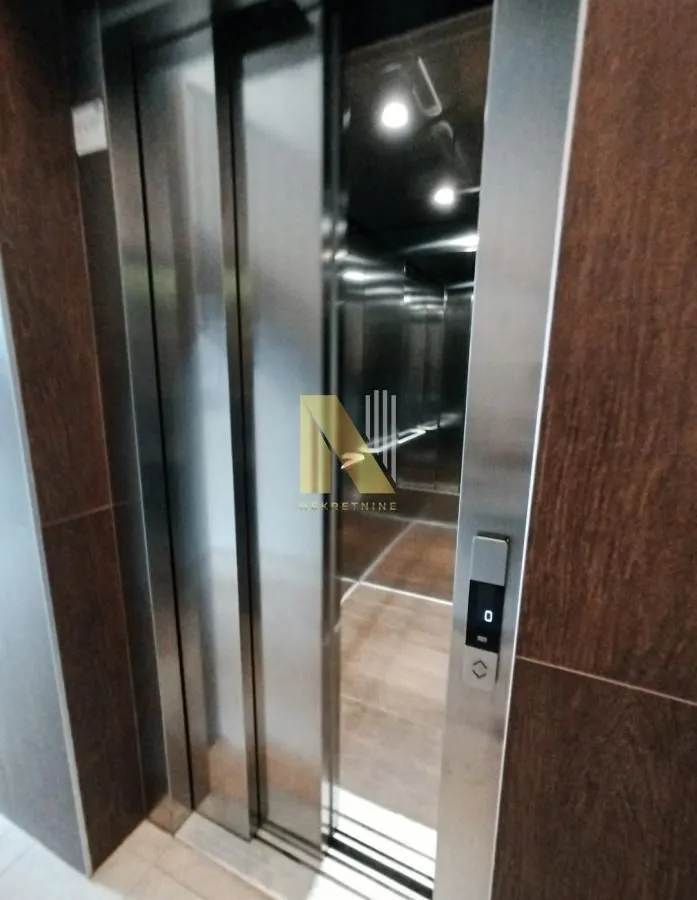 Rent, office space, 61m², Adamovićevo Naselje, Novi Sad Sve Podlokacije