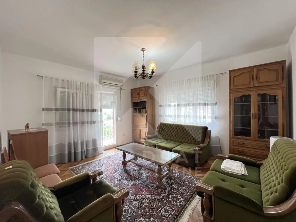 Prodaja, trosoban stan, 100m², Zagorič, Podgorica