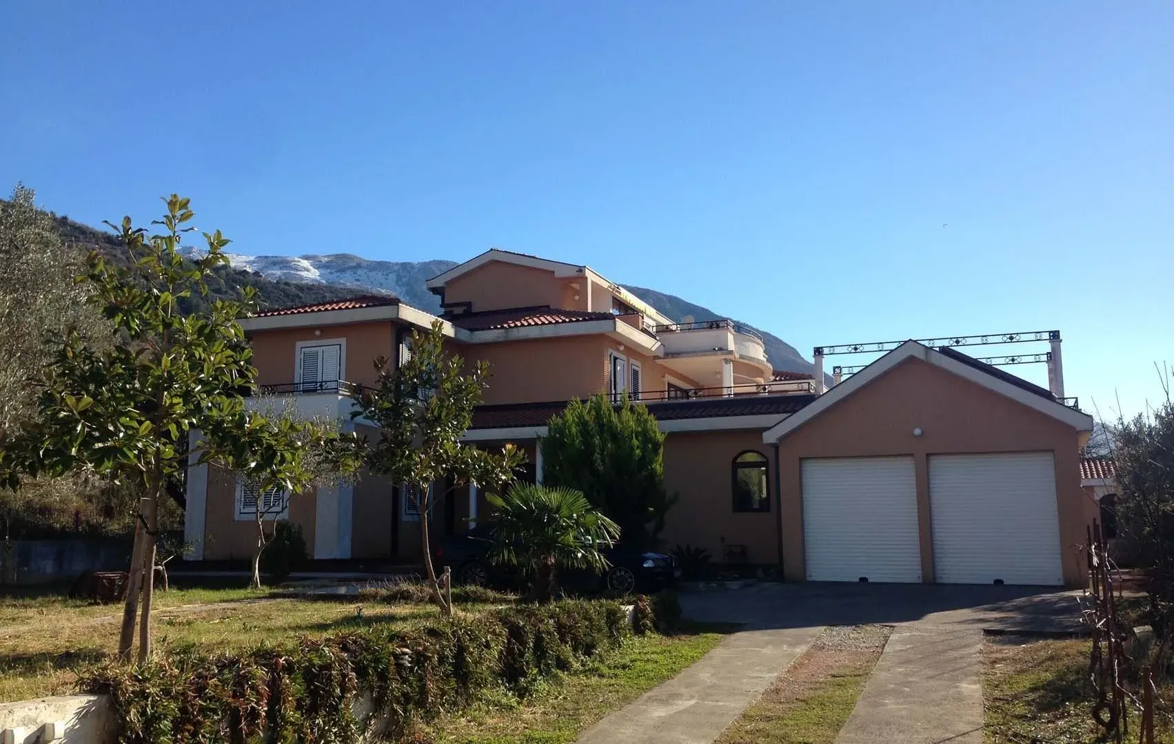 Sale, house, 375m², Kavač, Kotor