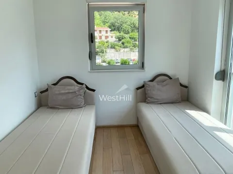 Prodaja, dvosoban stan, 75m², Dobrota, Kotor - image 18