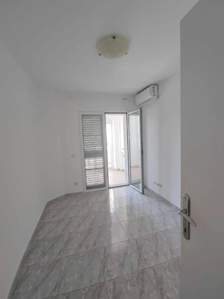 Sale, two bedroom apartment, 71m², Bečići, Budva