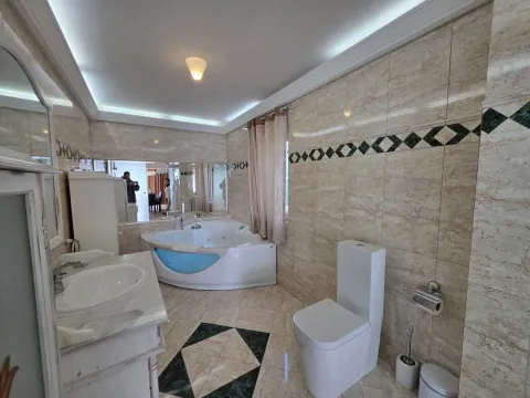 Sale, hospitality venue, 1200m², Sveti Stefan, Budva - image 7