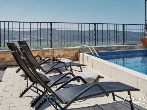 Prodaja, kuća, 220m², Tivat, Crna Gora - image 19