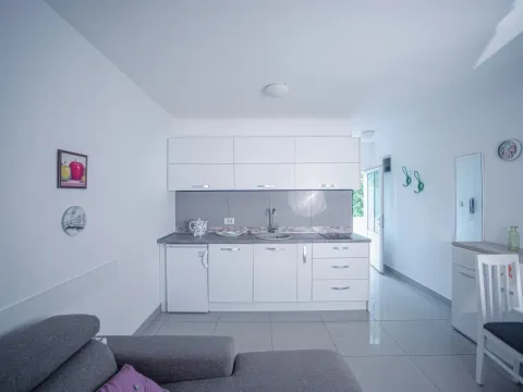 Sale, house, 300m², Krimovica, Kotor - image 13