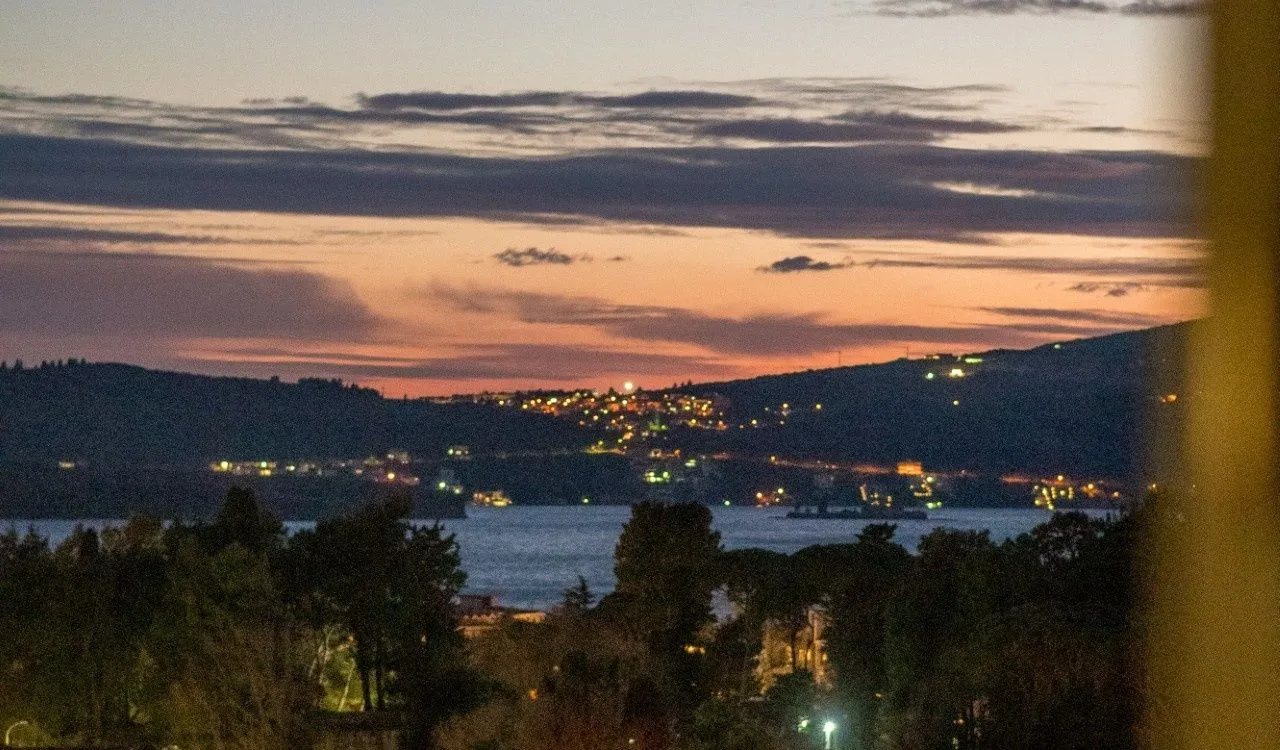Prodaja, dvosoban stan, 63m², Pod Kuk, Tivat