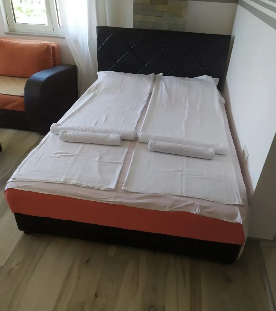 Rent, one bedroom apartment, 35m², Popovići, Bar