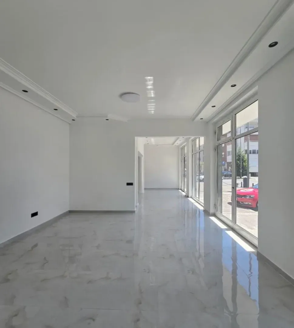 Rent, office space, 59m², Ljubović, Podgorica