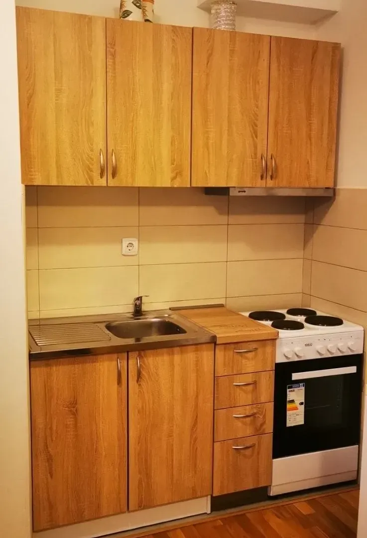 Rent, studio apartment, 28m², Momišići, Podgorica