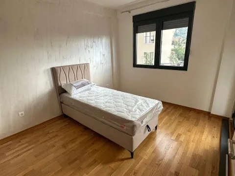 Rent, two bedroom apartment, 70m², Seljanovo, Tivat - image 11