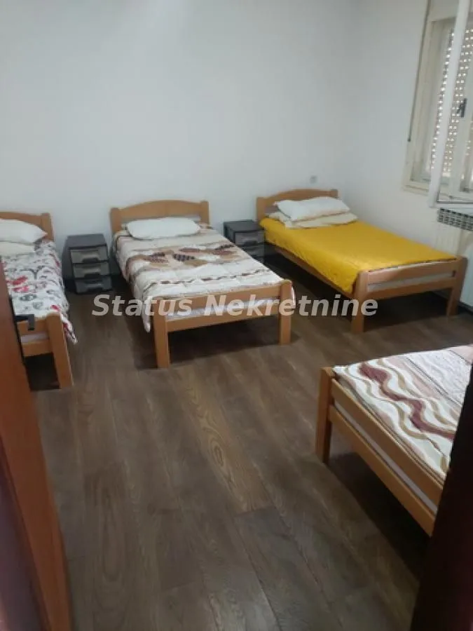 Prodaja, kuća, 261m², Inđija, Srbija