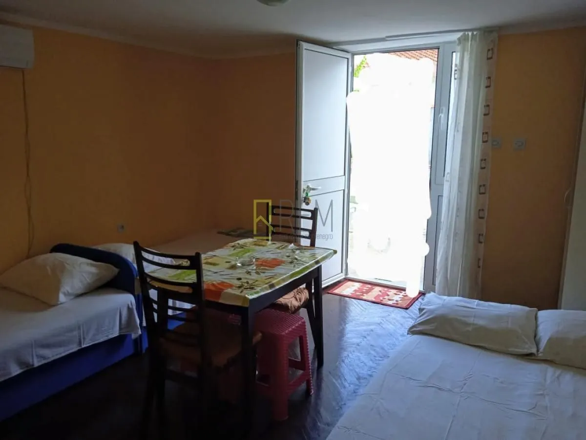 Sale, house, 282m², Petrovac, Budva