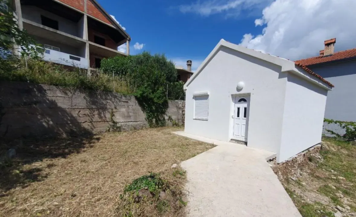 Rent, house, 28m², Šušanj, Bar