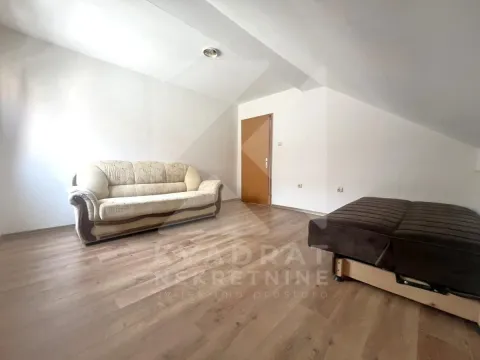 Rent, two bedroom apartment, 93m², Stari Aerodrom, Podgorica - image 3