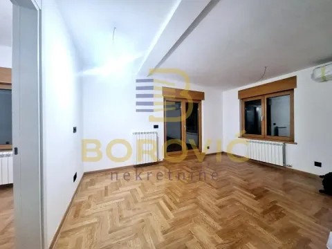Stan in Kluz