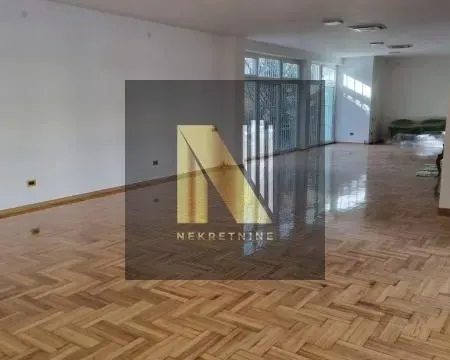 Izdavanje, poslovni prostor, 420m², Centar, Novi Sad - image 5