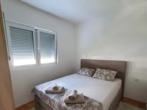 Izdavanje, dvosoban stan, 54m², Maslinjak, Budva - image 6