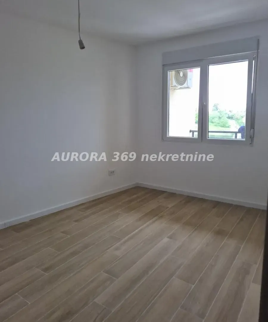 Prodaja, dvosoban stan, 53m², Irig, Srbija
