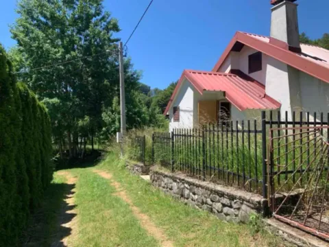 Prodaja,  kuća, 65m2, Veruša, Podgorica