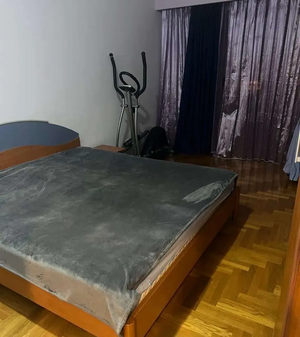 Izdavanje, trosoban stan, 130m², Preko Morače, Podgorica
