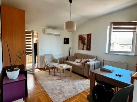 Sale, one bedroom apartment, 26m², Vojvode Vlahovica, Beograd - image 2