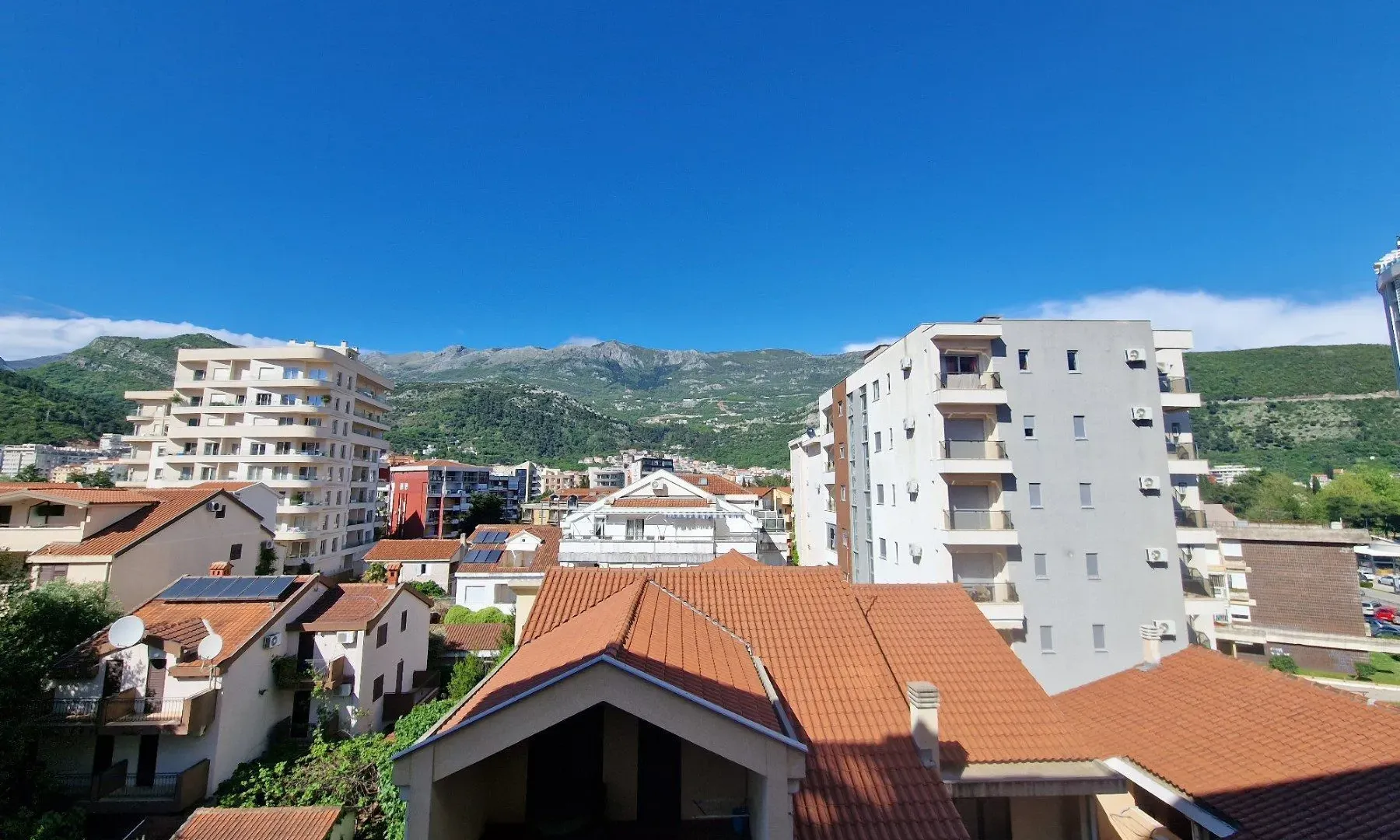 Rent, one bedroom apartment, 48m², Budva, Crna Gora