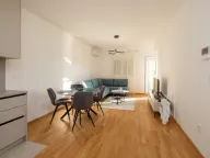 Prodaja, jednosoban stan, 46m², Stari Aerodrom, Podgorica - image 8