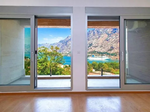 Prodaja, stan, 150m², Kotor, Crna Gora - image 2