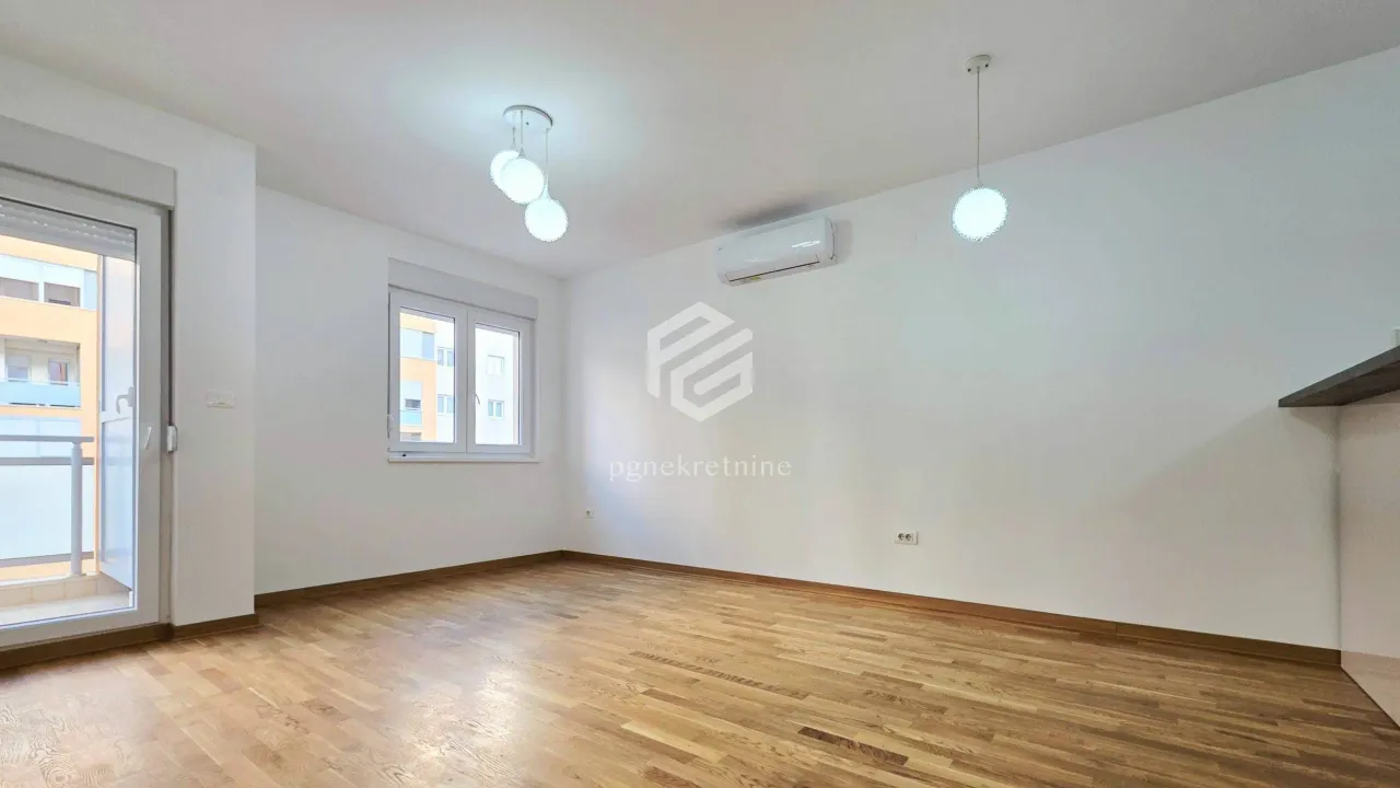 Rent, two bedroom apartment, 64m², City Kej, Podgorica