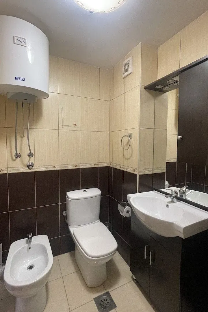 Prodaja, trosoban stan, 138m², Lazi, Budva